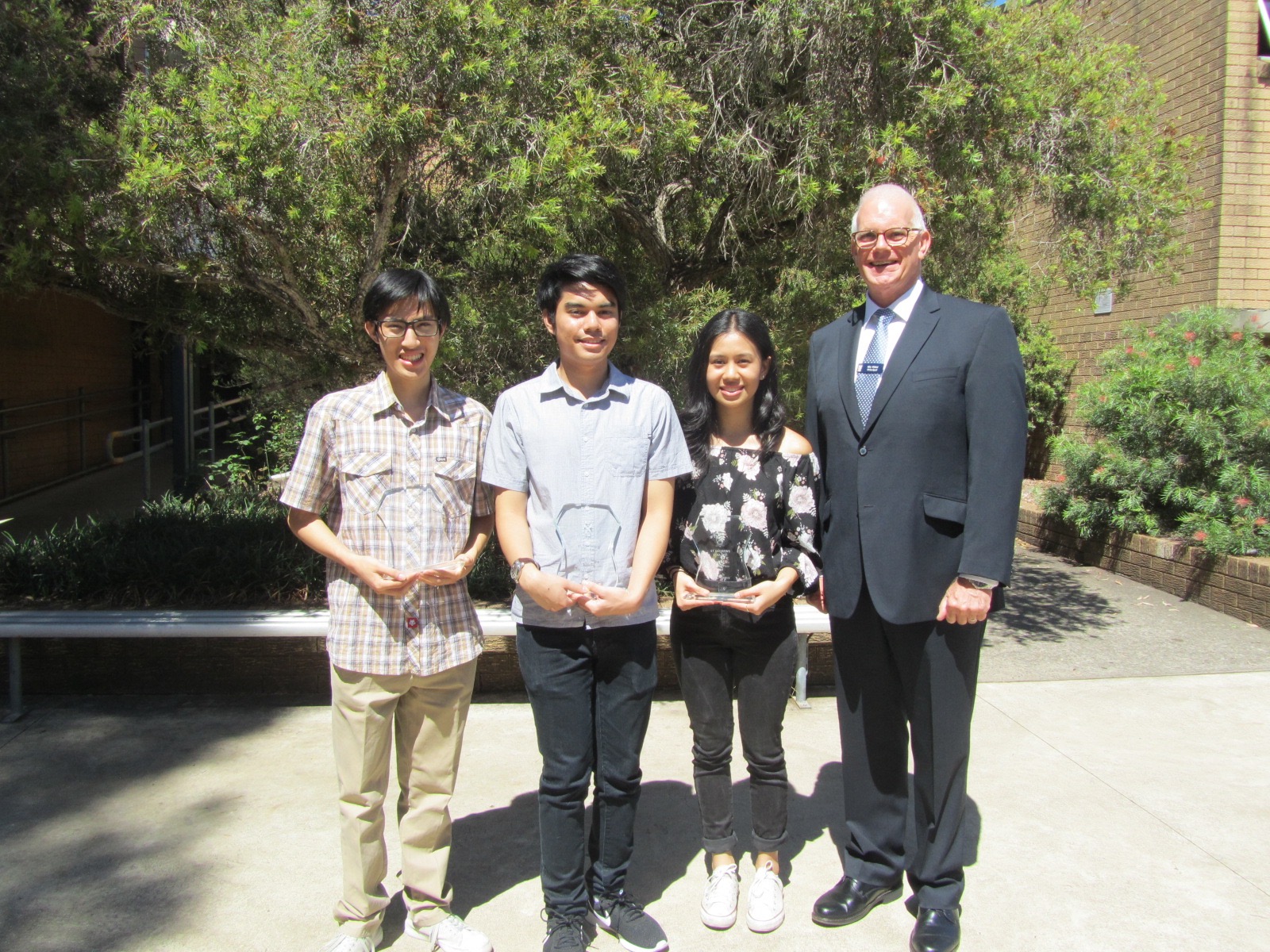 Nic with 2017 ATAR Dux and 2nd and 3rd place