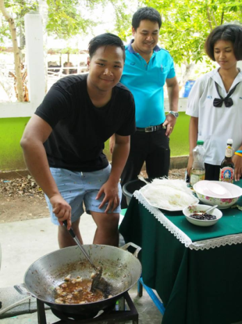 Dustin Thai Trip Photo 2