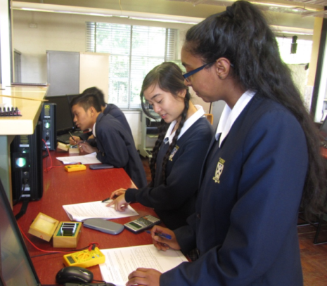 Year 12 Physics Excursion Photo 2